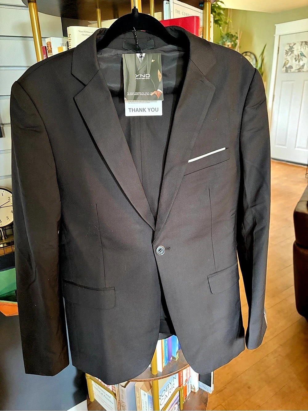 YND Black Suit